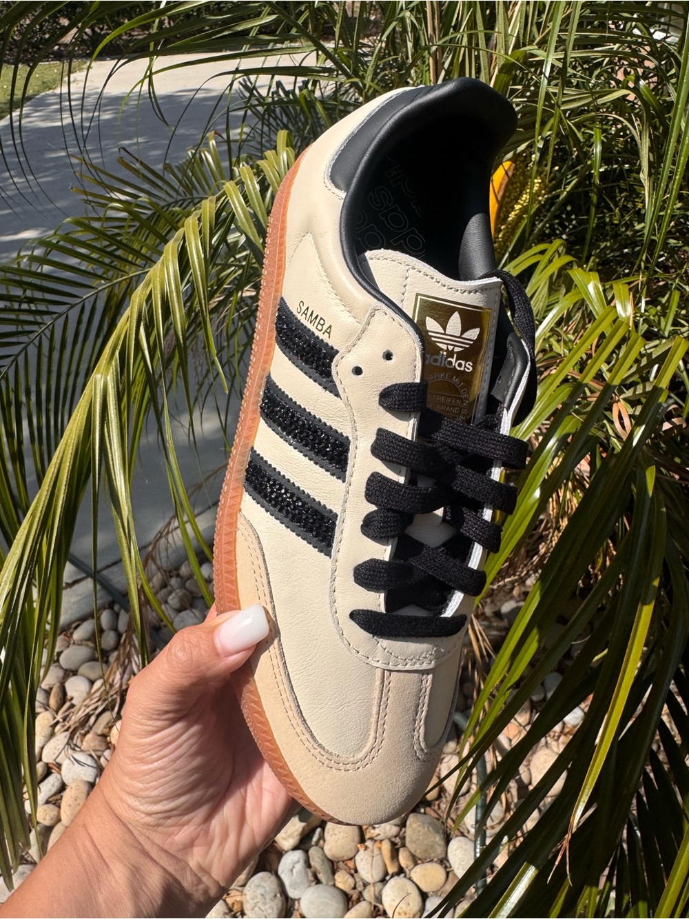 NWT Adidas Samba OG Women’s Shoes Cream/Black - Picture 5 of 6